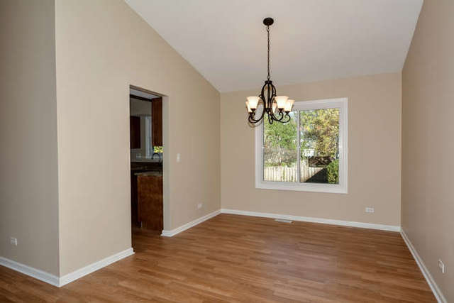 655 Shallow Cove Road Lake Zurich, IL 60047 - Photo 11 of 25 Gallery Image 11