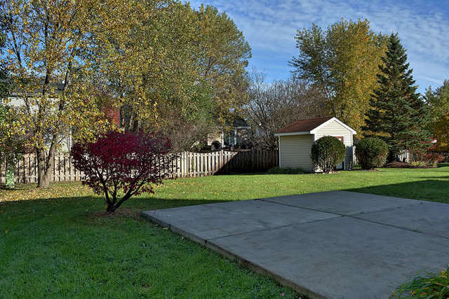 655 Shallow Cove Road Lake Zurich, IL 60047 - Photo 24 of 25 Gallery Image 24