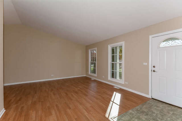 655 Shallow Cove Road Lake Zurich, IL 60047 - Photo 9 of 25 Gallery Image 9
