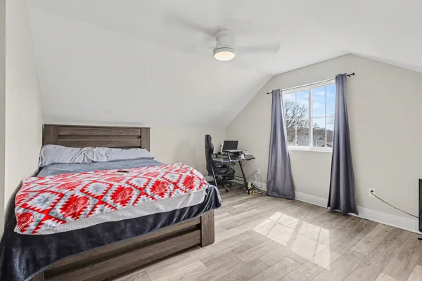 $975,000 | 780 Beach Drive, Brooklyn, MI 49230