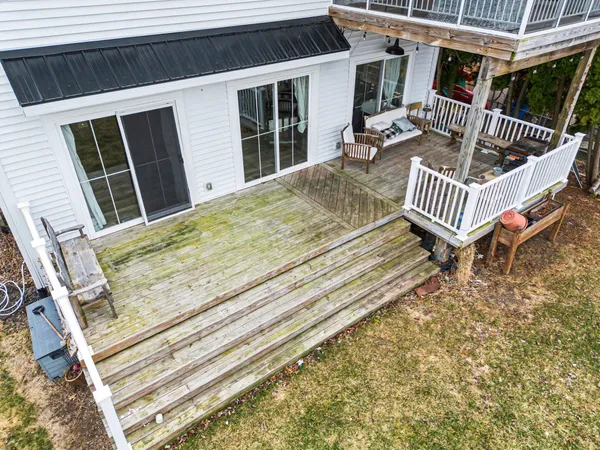 $975,000 | 780 Beach Drive, Brooklyn, MI 49230