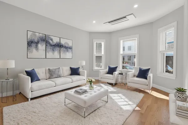 $3,200 | 650 Dorchester Avenue, Unit 1, Boston, MA 02127