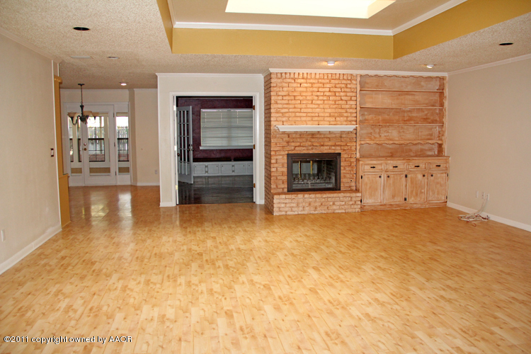 3707 Rutson Drive Amarillo, TX 79109 - Photo 15 of 42 Living Area2
