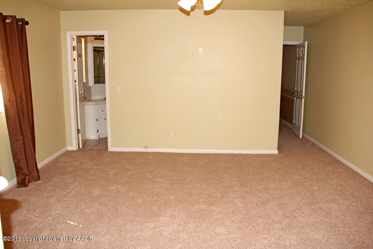3707 Rutson Drive Amarillo, TX 79109 - Photo 22 of 42 Master Bedroom2