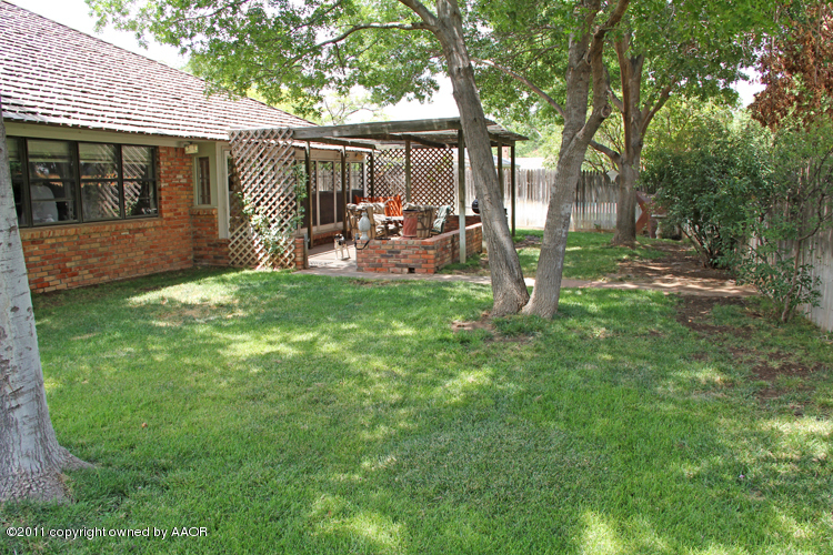 3707 Rutson Drive Amarillo, TX 79109 - Photo 40 of 42 Backyard