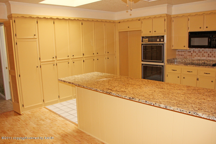 3707 Rutson Drive Amarillo, TX 79109 - Photo 10 of 42 Kitchen2