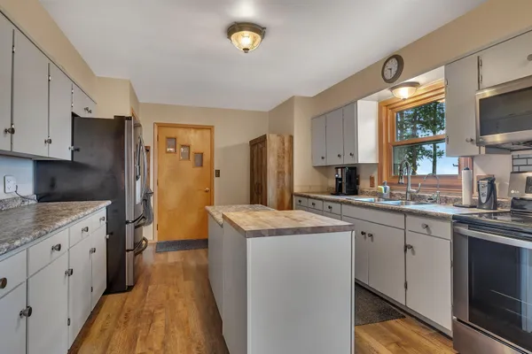 $599,900 | 4234 Winnie Dam Lane, Deer River, MN 56636