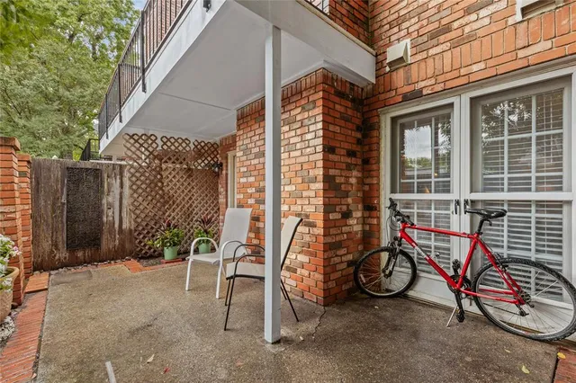 a view of house with outdoor space