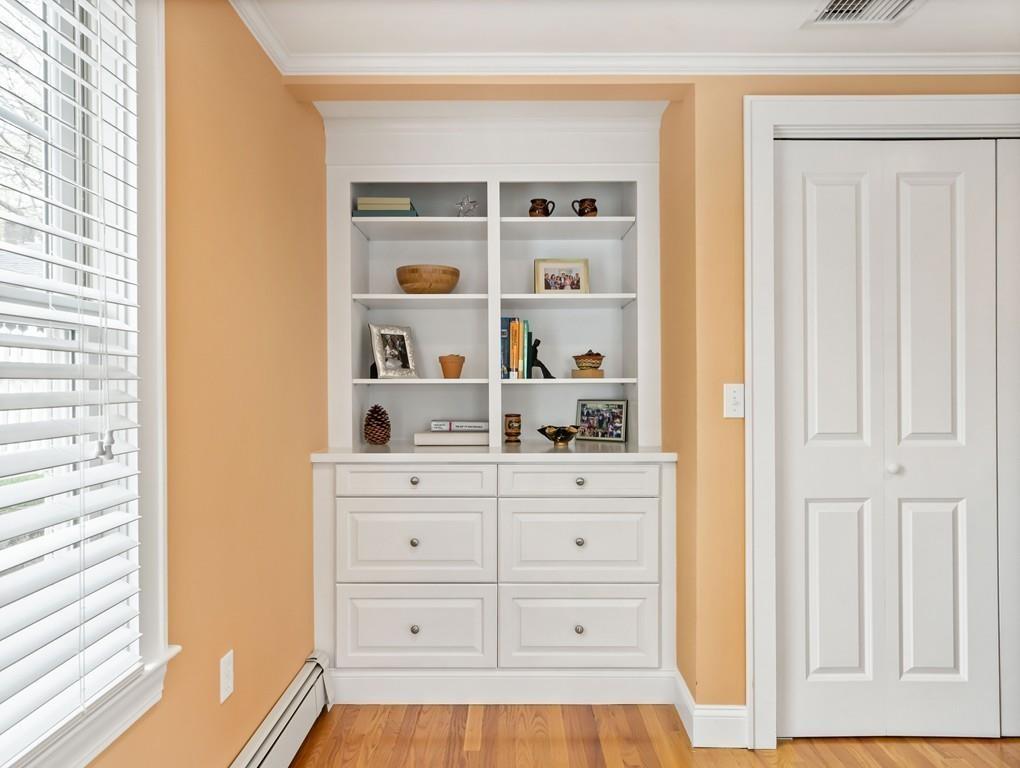 573 Webster Street Needham, MA 02494 - Photo 8 of 28 Gallery Image 8