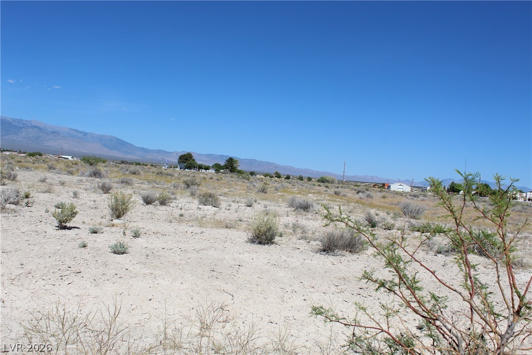 frontage looking east towards Homestead Rd.