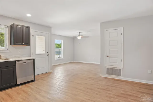 $229,000 | 1002 West Yonge Street, Pensacola, FL 32501