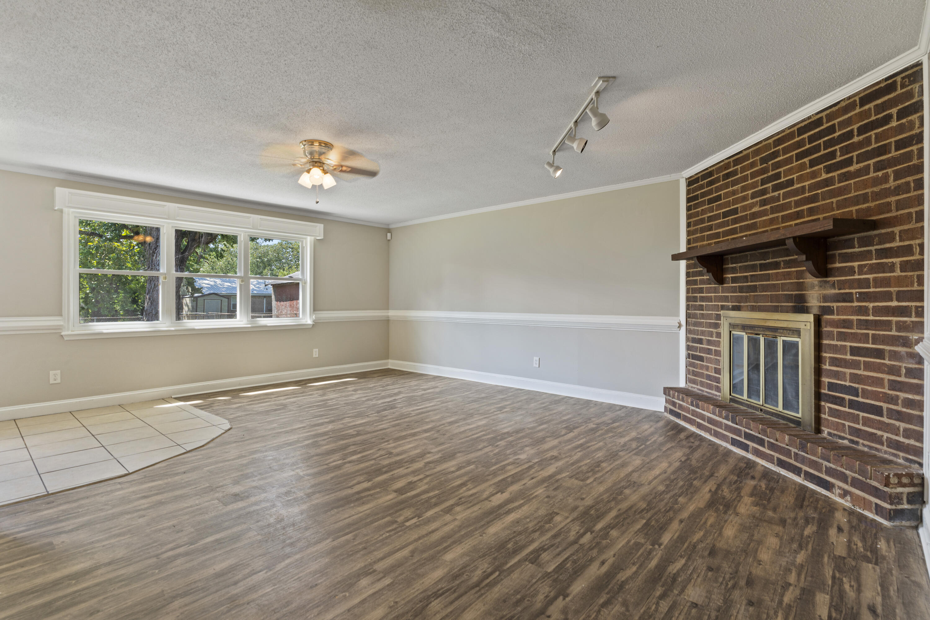2424 Mims Road Hephzibah, GA 30815 - Photo 7 of 29 Living Room