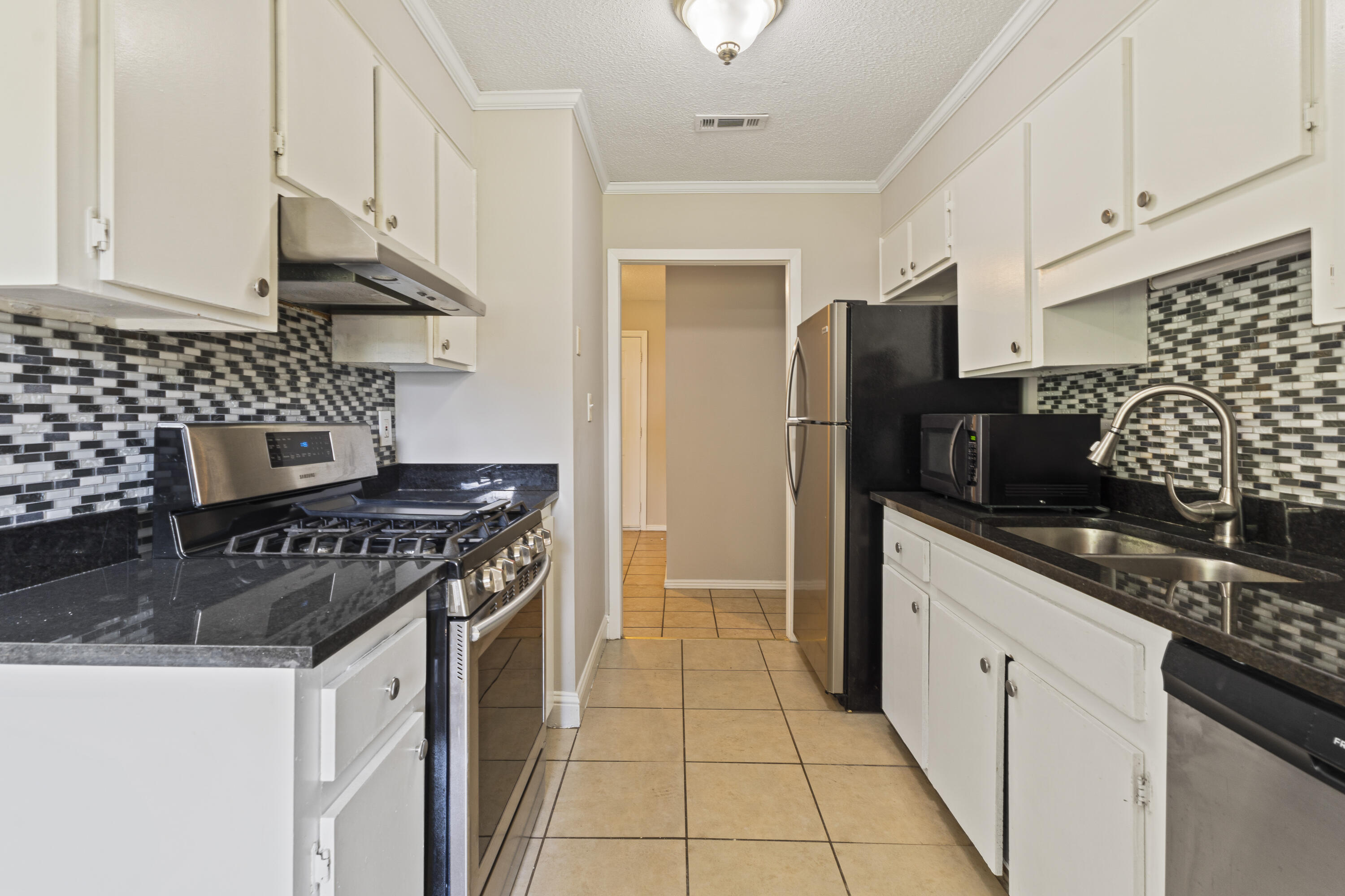 2424 Mims Road Hephzibah, GA 30815 - Photo 9 of 29 Kitchen