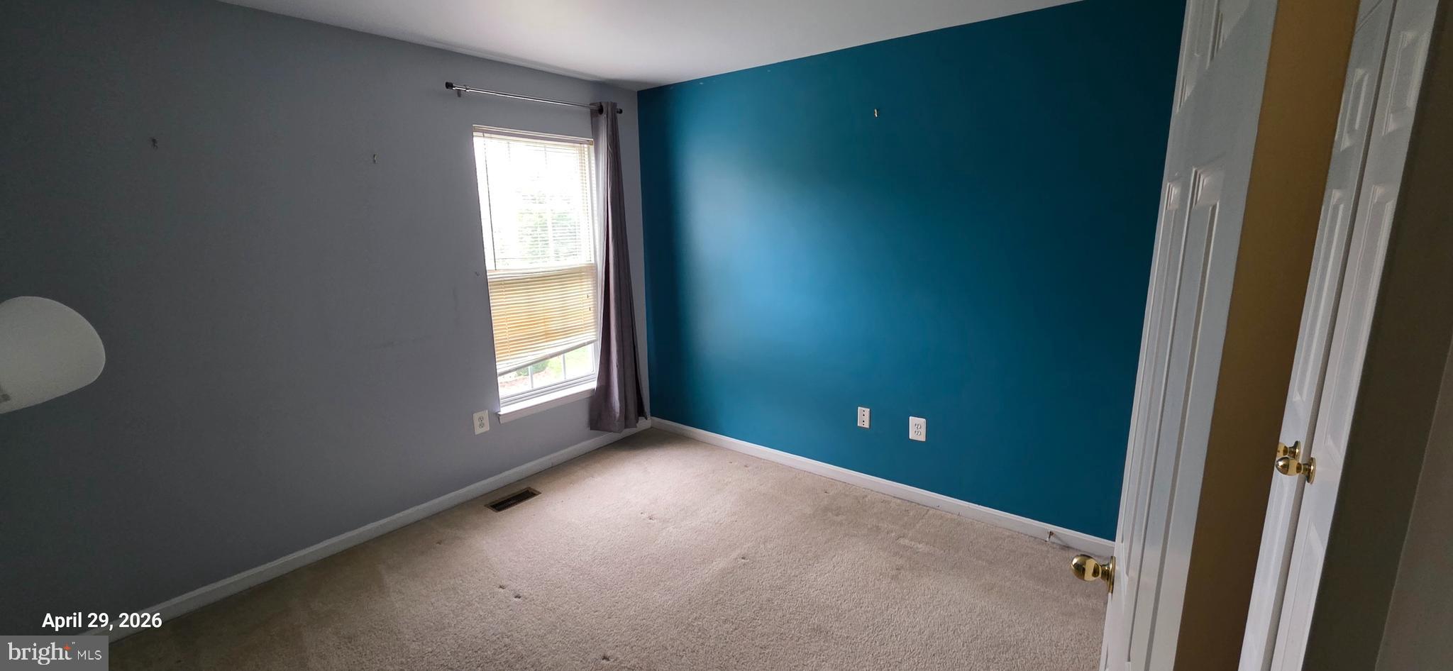 106 Sunlight Drive Frederick, MD 21702 - Photo 6 of 38 a view of empty room with window
