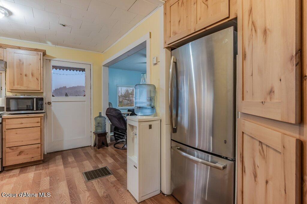 18387 South Old Lane Road Cataldo, ID 83810 - Photo 12 of 31 Kitchen