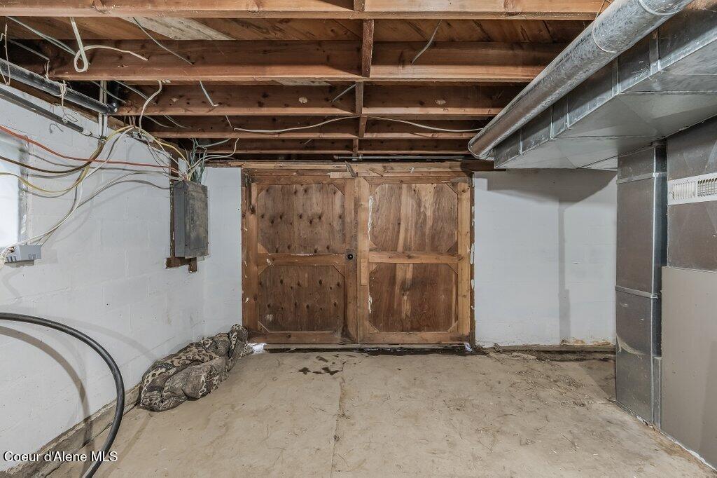 18387 South Old Lane Road Cataldo, ID 83810 - Photo 29 of 31 Basement