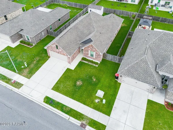 $2,000 | 202 Sparkling Meadows Lane, Lafayette, LA 70506