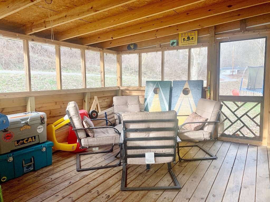 7 Sam Collins Road Huntington, WV 25702 - Photo 5 of 23 Gallery Image 5