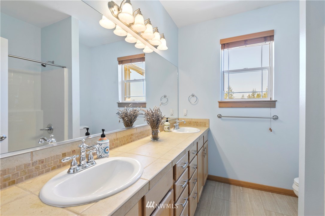 9723 Phillips Road Southeast Port Orchard, WA 98367 - Photo 16 of 30