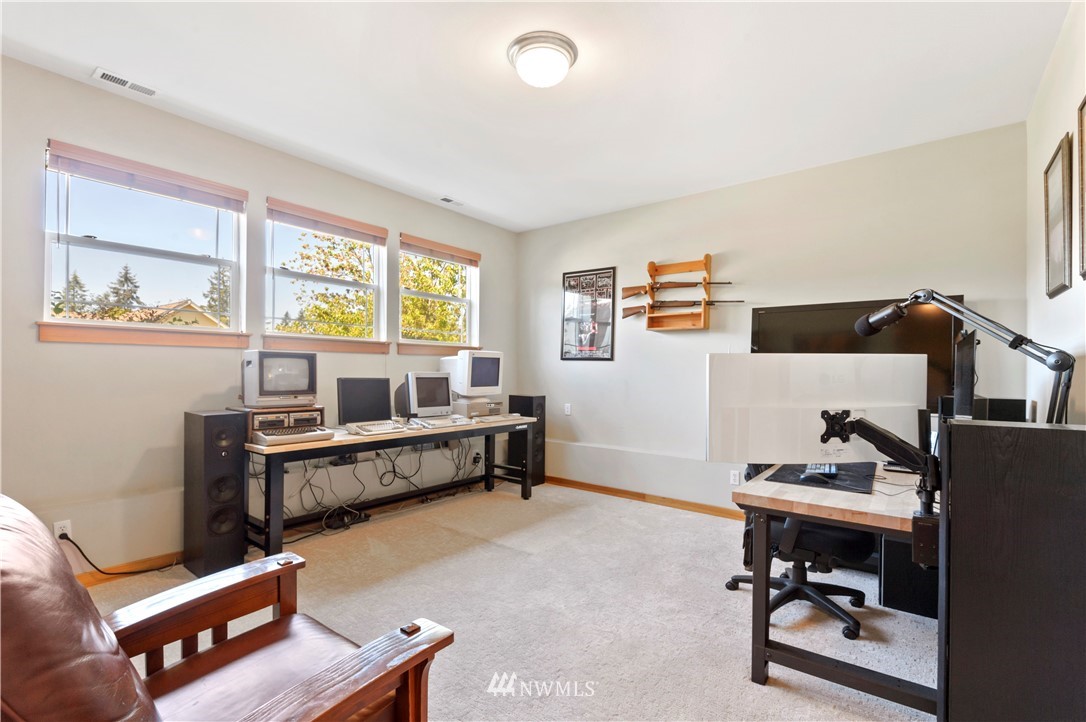 9723 Phillips Road Southeast Port Orchard, WA 98367 - Photo 17 of 30