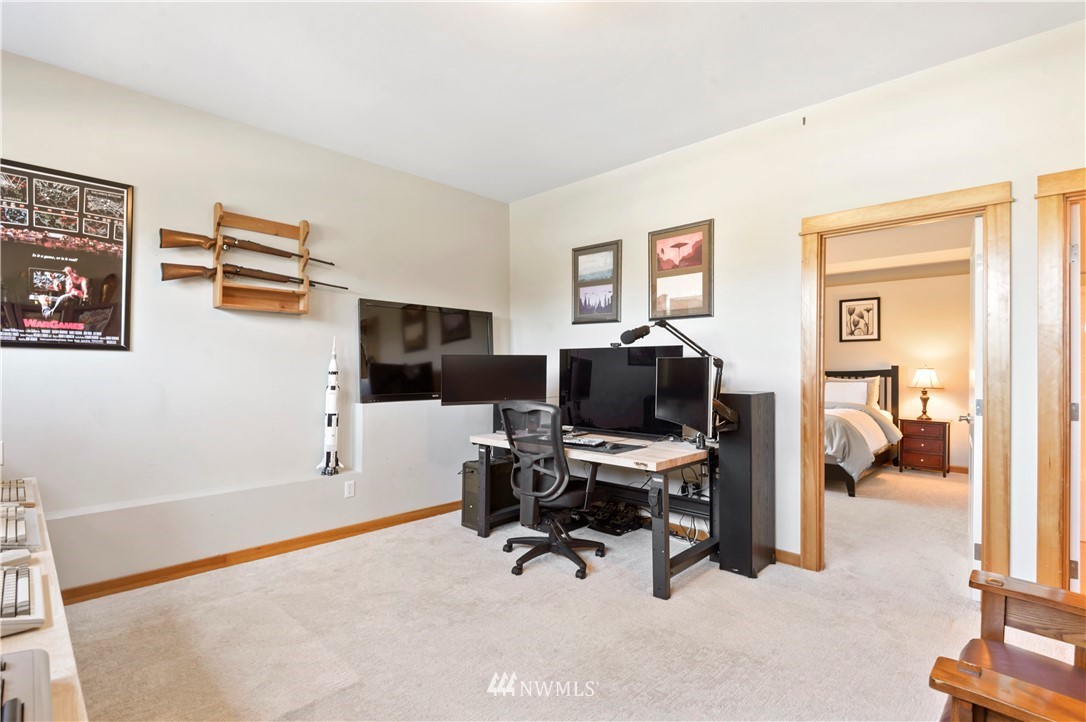 9723 Phillips Road Southeast Port Orchard, WA 98367 - Photo 18 of 30