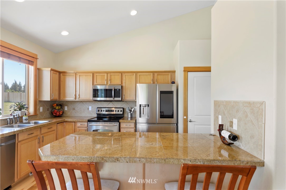 9723 Phillips Road Southeast Port Orchard, WA 98367 - Photo 8 of 30