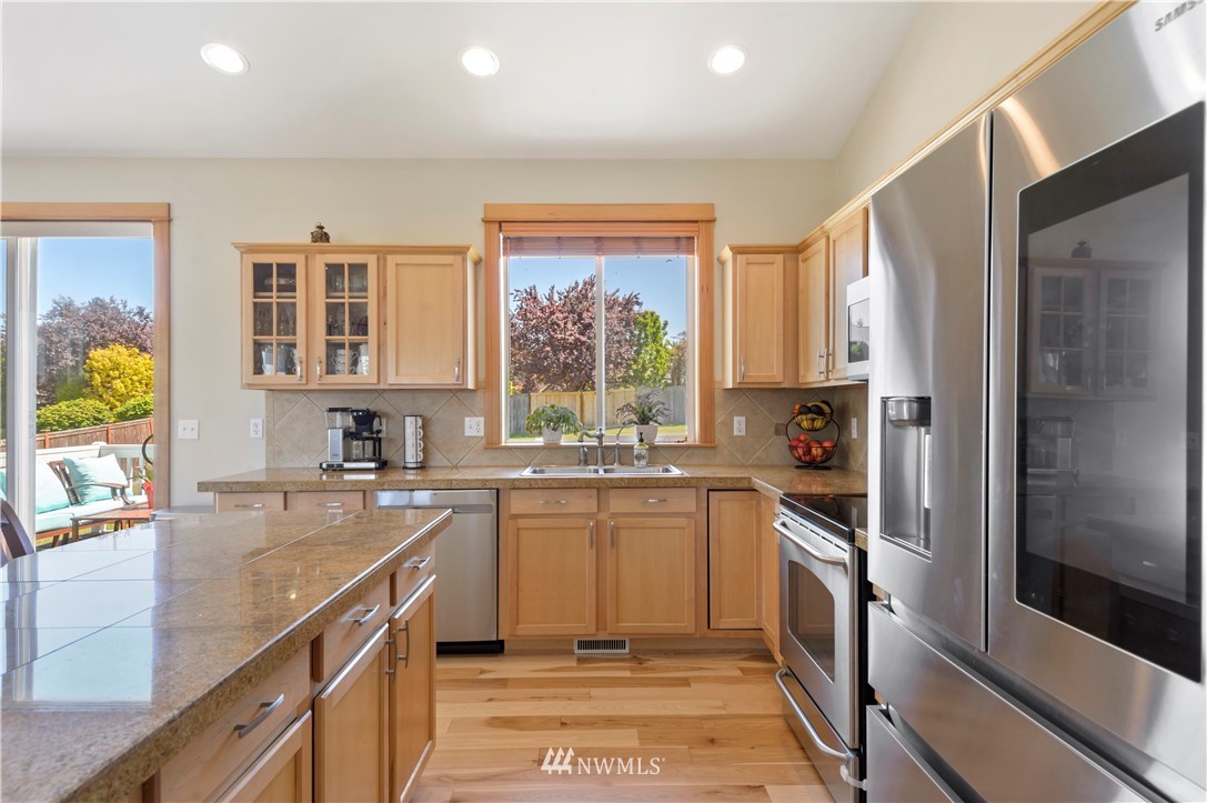 9723 Phillips Road Southeast Port Orchard, WA 98367 - Photo 9 of 30