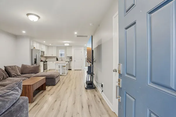 $2,600 | 207 Mount Royal Court, Murfreesboro, TN 37128