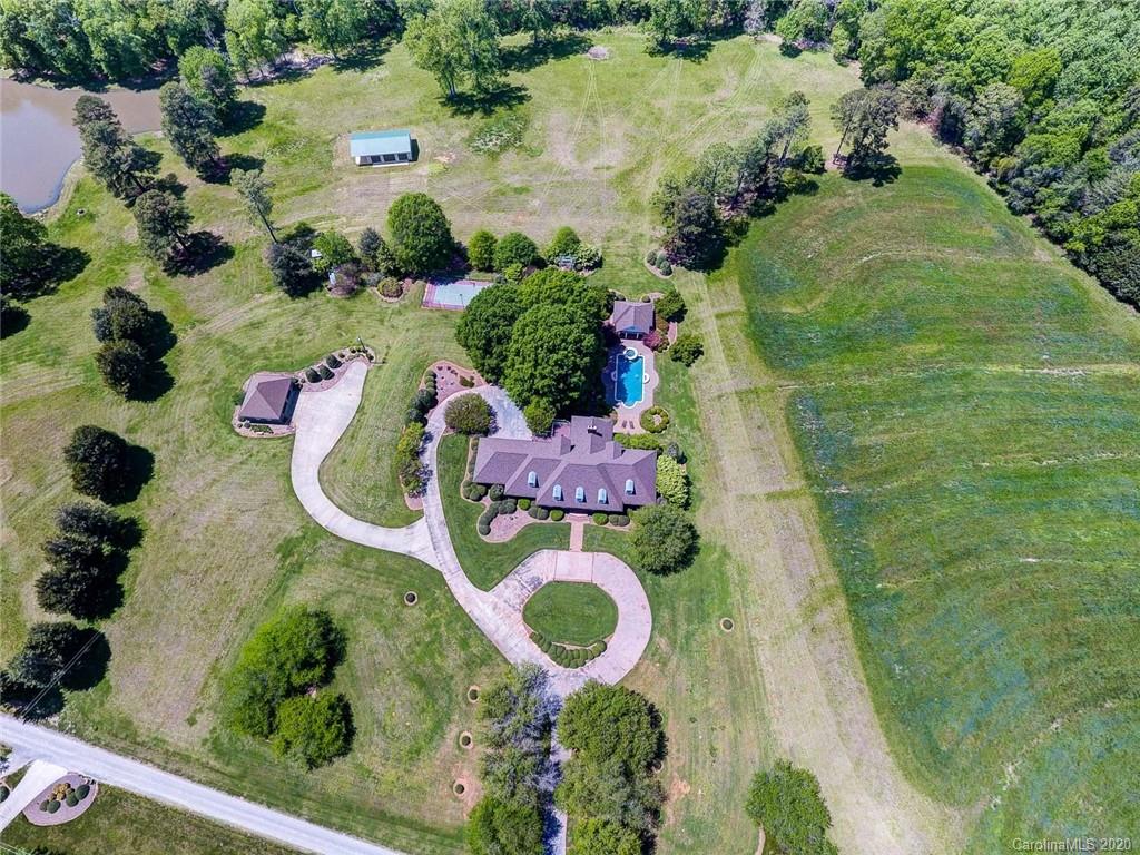 3685 Woodstream Road York, SC 29745 - Photo 1 of 26 Gallery Image 1