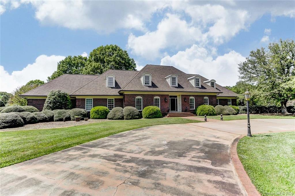 3685 Woodstream Road York, SC 29745 - Photo 2 of 26 Gallery Image 2