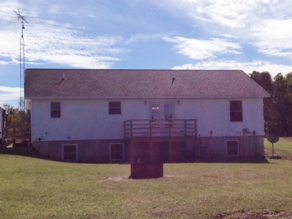 21422 15 Mile Road Leroy, MI 49655 - Photo 17 of 31 1829936-16.JPG