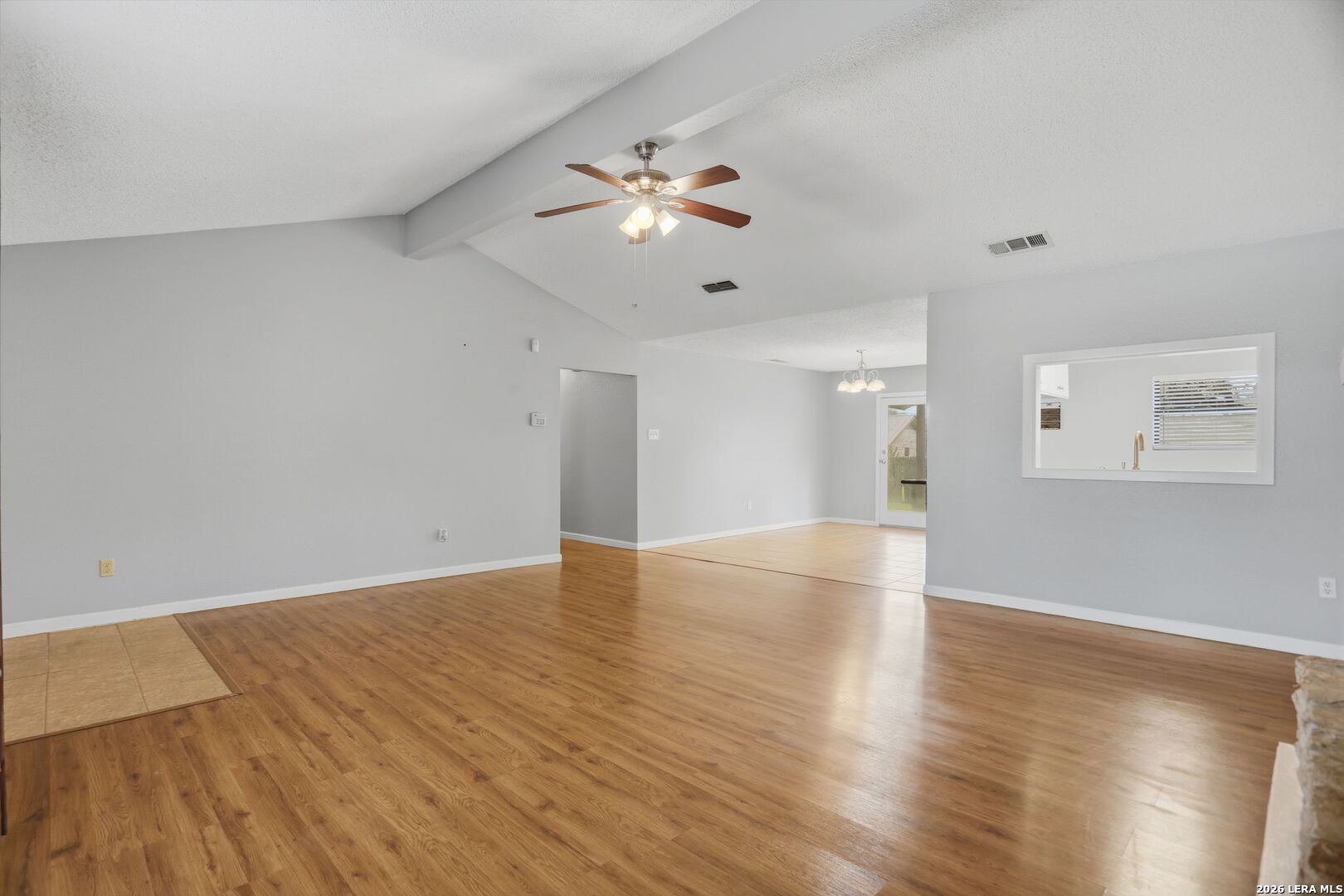 303 Castle Court Converse, TX 78109 - Photo 6 of 28