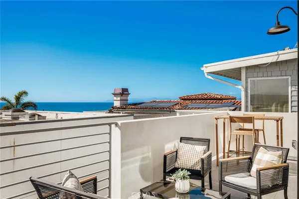$5,550,000 | 89 Bayview Drive, Manhattan Beach, CA 90266