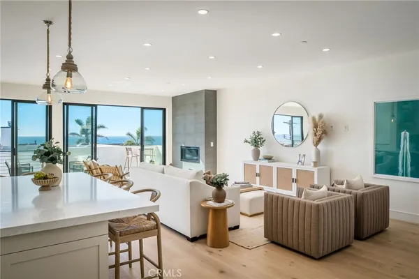$5,550,000 | 89 Bayview Drive, Manhattan Beach, CA 90266