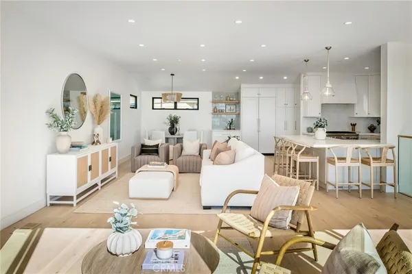 $5,550,000 | 89 Bayview Drive, Manhattan Beach, CA 90266