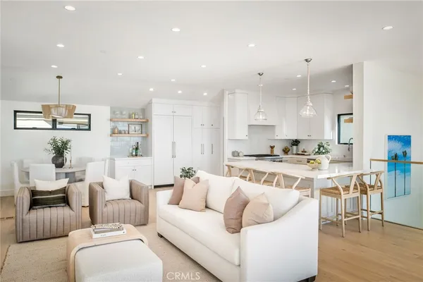 $5,550,000 | 89 Bayview Drive, Manhattan Beach, CA 90266