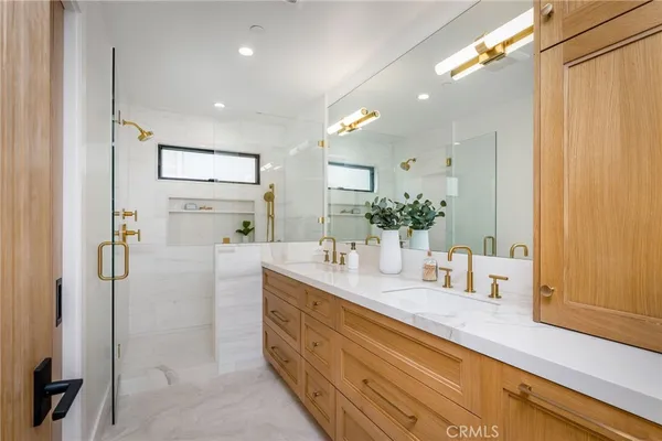 $5,550,000 | 89 Bayview Drive, Manhattan Beach, CA 90266