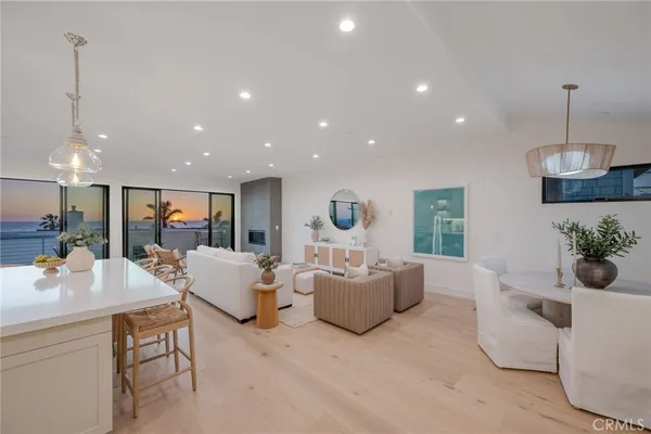 $5,550,000 | 89 Bayview Drive, Manhattan Beach, CA 90266
