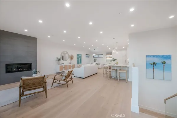 $5,550,000 | 89 Bayview Drive, Manhattan Beach, CA 90266