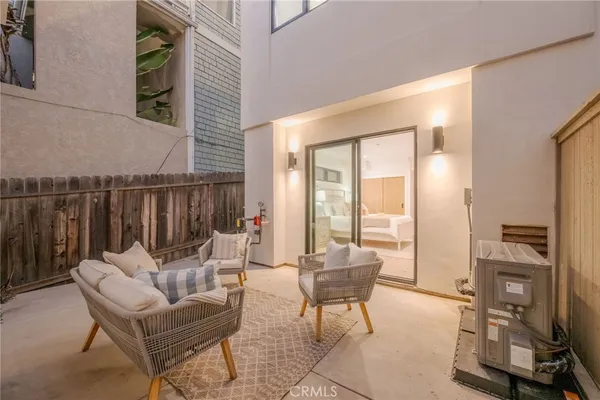 $5,550,000 | 89 Bayview Drive, Manhattan Beach, CA 90266