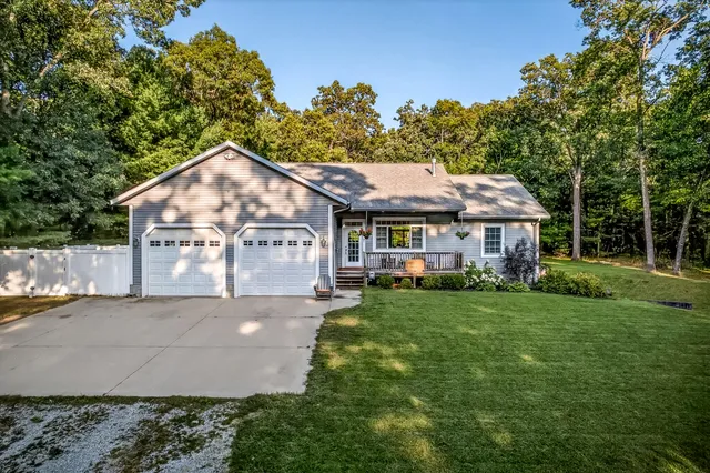 $380,000 | 6472 Beverlyway Drive, Twin Lake, MI 49457