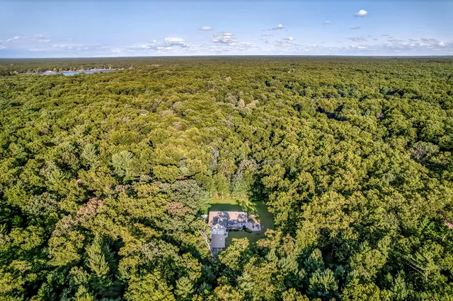 $380,000 | 6472 Beverlyway Drive, Twin Lake, MI 49457