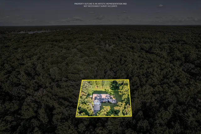 $380,000 | 6472 Beverlyway Drive, Twin Lake, MI 49457