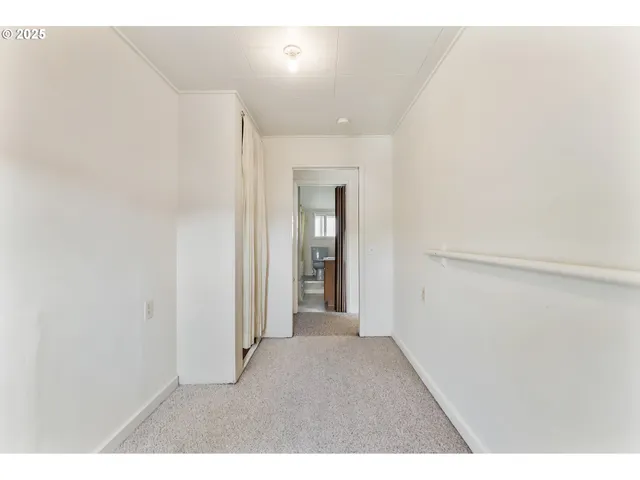 $247,900 | 643 Southeast Parrott Street, Roseburg, OR 97470