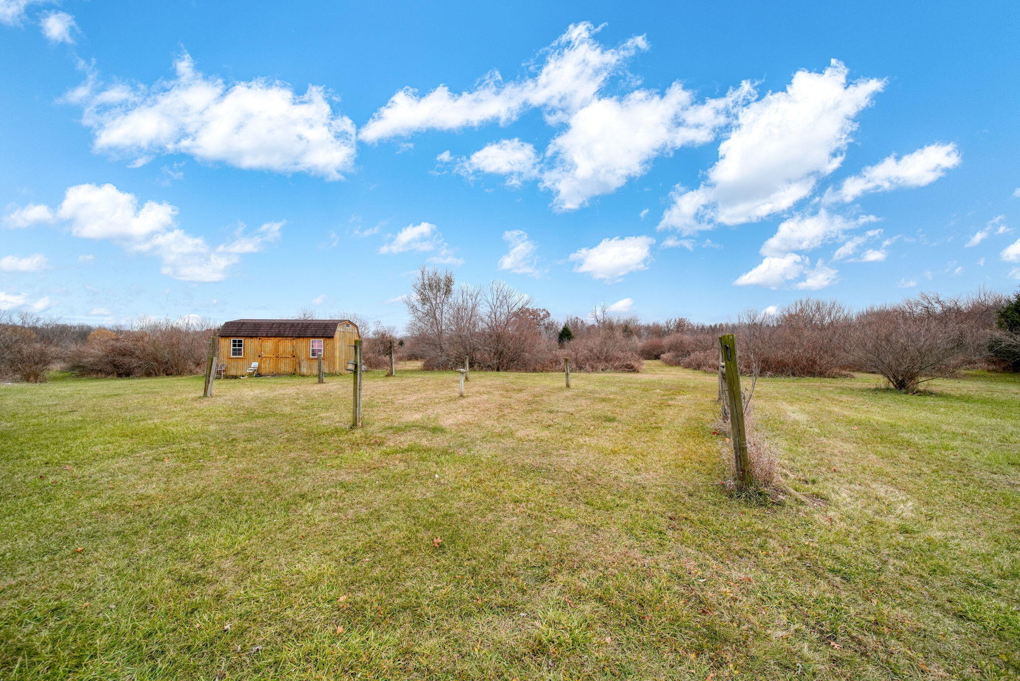 12695 Dearmyer Road Brooklyn, MI 49230 - Photo 10 of 29 27-web-or-mls-DSC02118_HDR