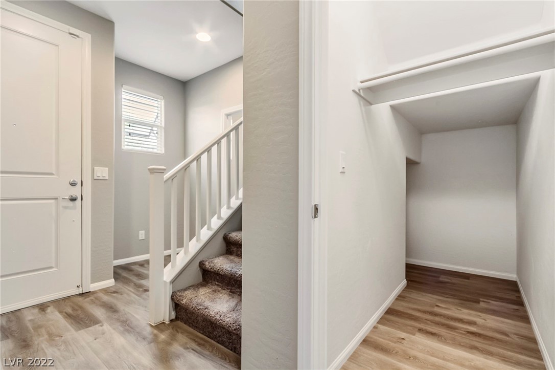 5710 Colbert Street North Las Vegas, NV 89081 - Photo 11 of 34