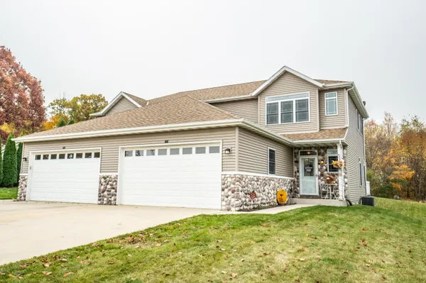 $410,000 | 231 Nordic Lane, Slinger, WI 53086