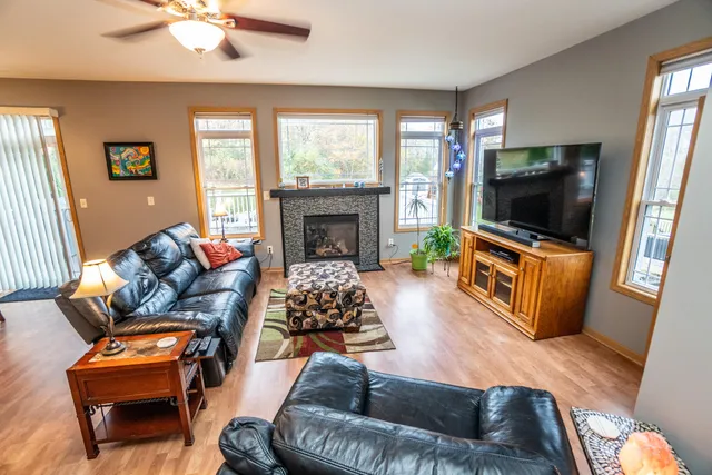 $489,000 | 231 Nordic Lane, Slinger, WI 53086