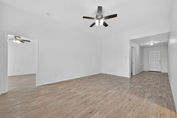 $1,950 | 6009 Cypress Lane, Brookshire, TX 77423