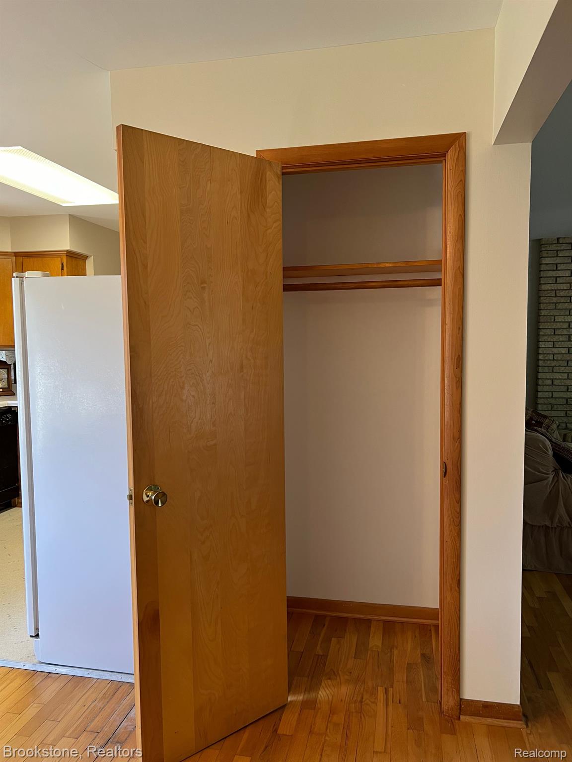 2205 Cole Road Lake Orion, MI 48362 - Photo 24 of 55 THERE IS A CLOSET IN THE DINING AREA